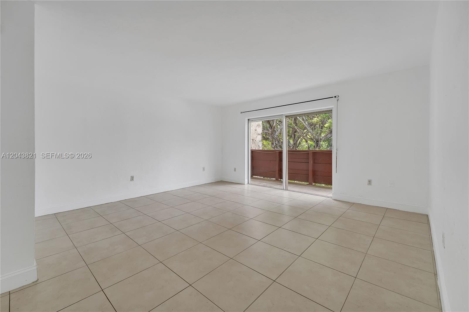 1205 Mariposa Avenue 307, Coral Gables, FL 33146 photo 18