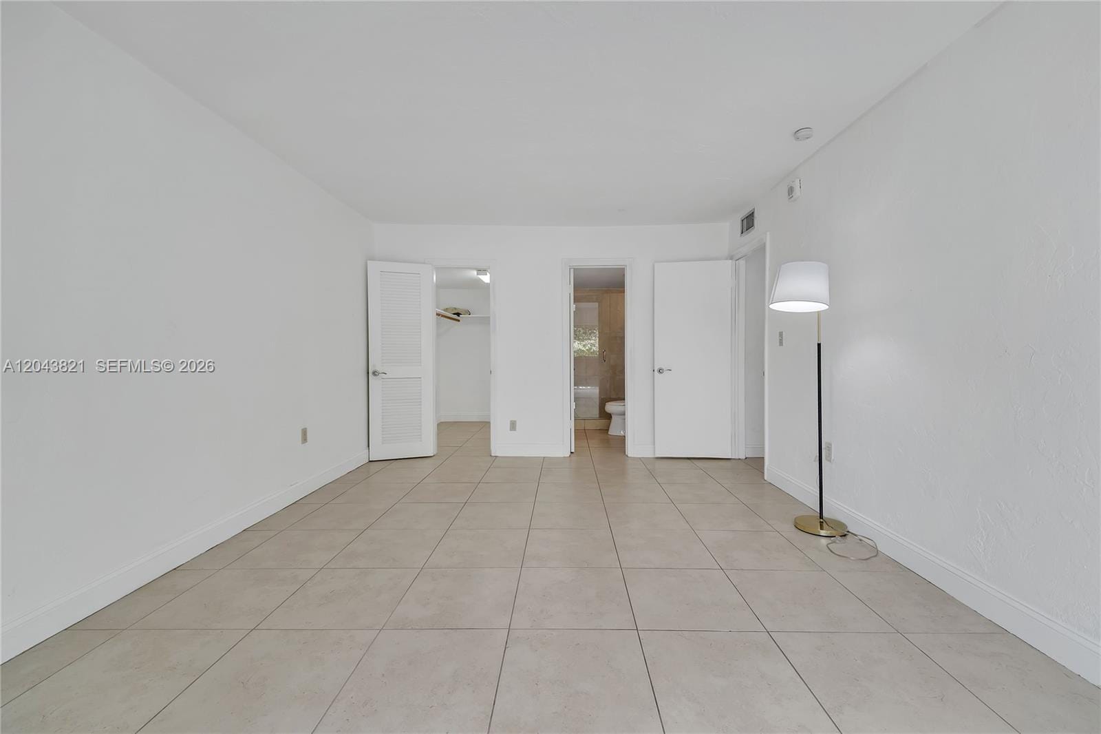 1205 Mariposa Avenue 307, Coral Gables, FL 33146 photo 19