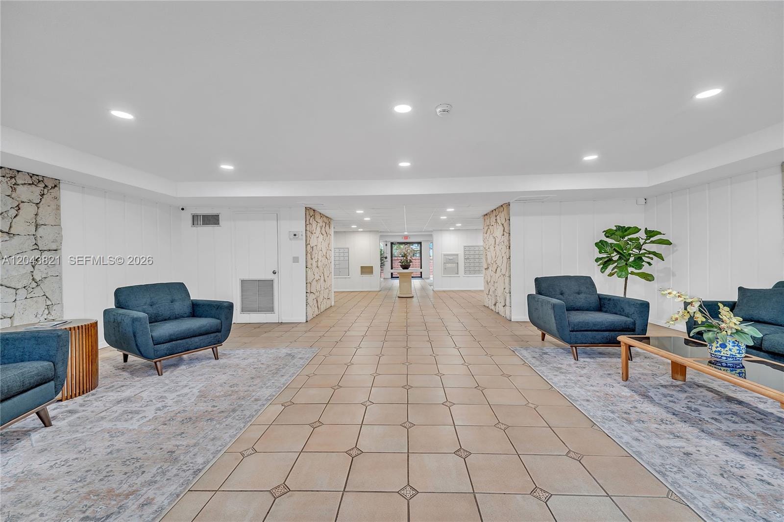 1205 Mariposa Avenue 307, Coral Gables, FL 33146 photo 30