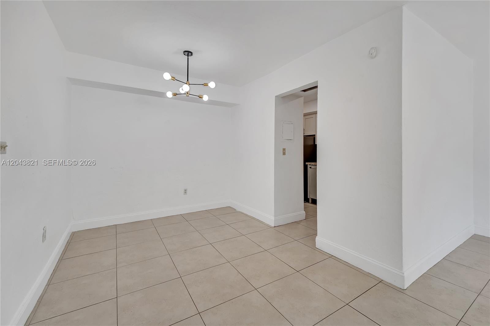 1205 Mariposa Avenue 307 — photo 9