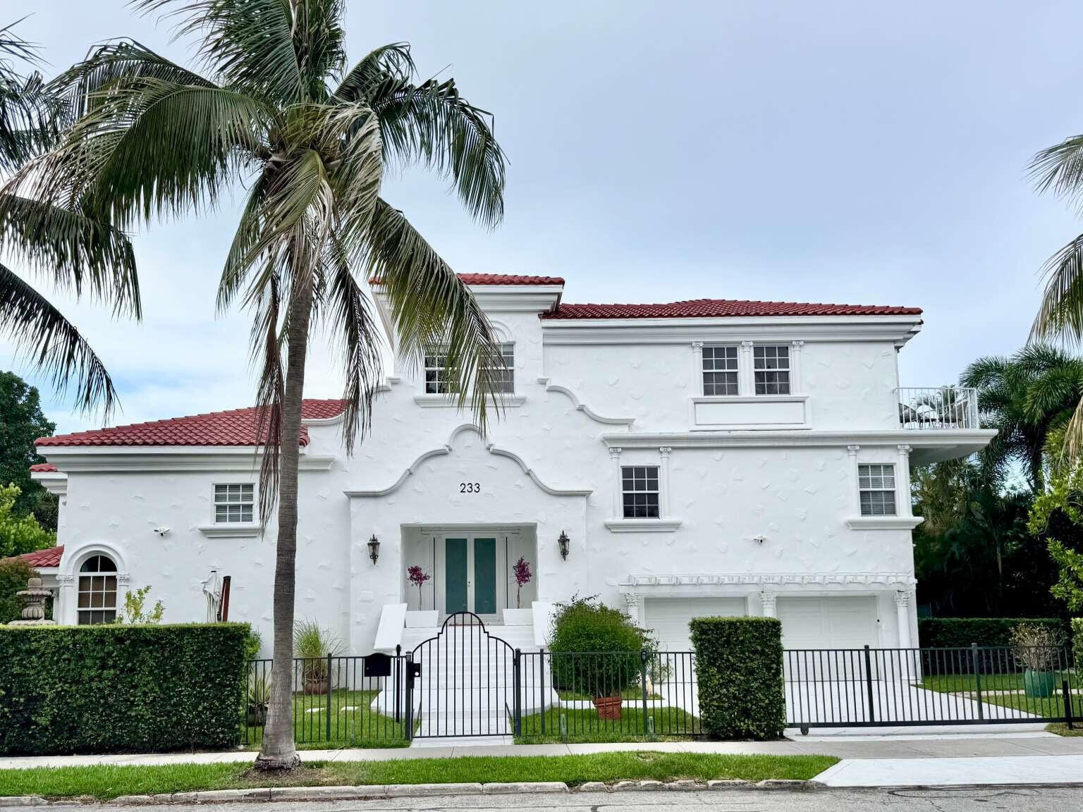 233 Pershing Way, West Palm Beach, FL 33401