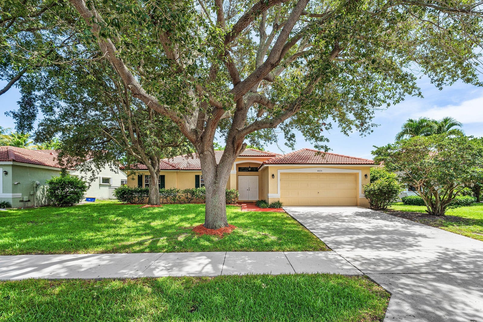 4824 S Lee Road, Delray Beach, FL 33445 photo 2