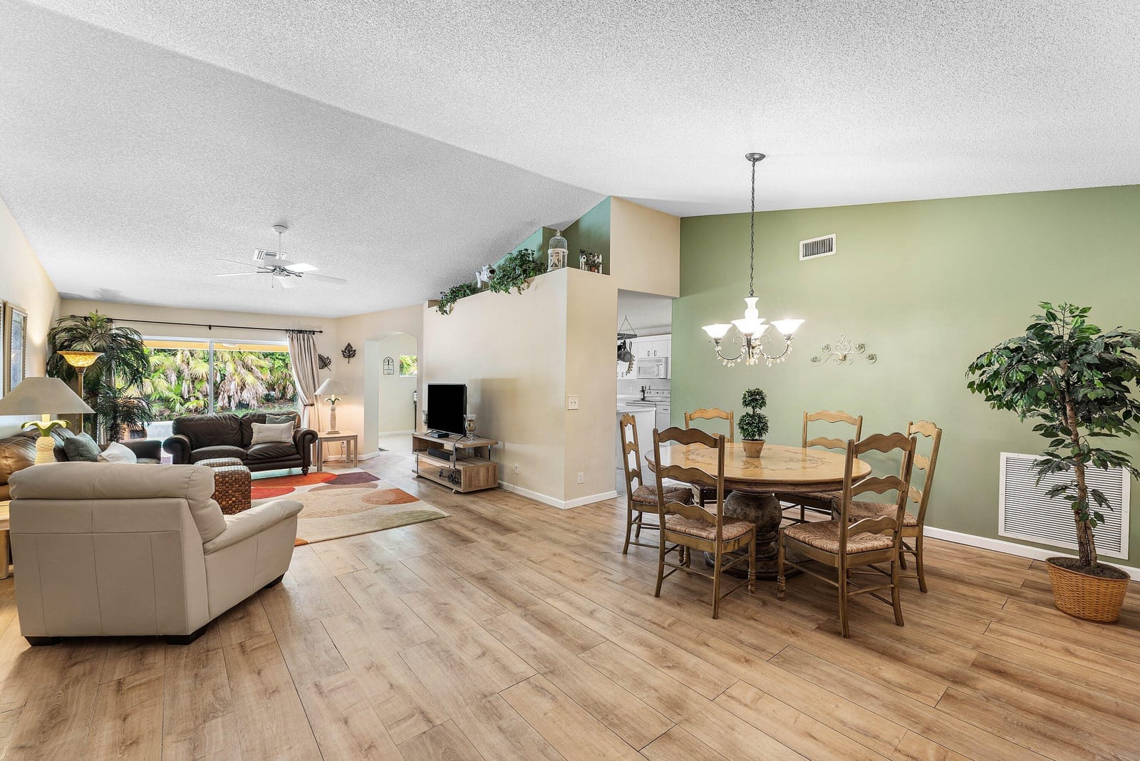 4824 S Lee Road, Delray Beach, FL 33445 photo 5