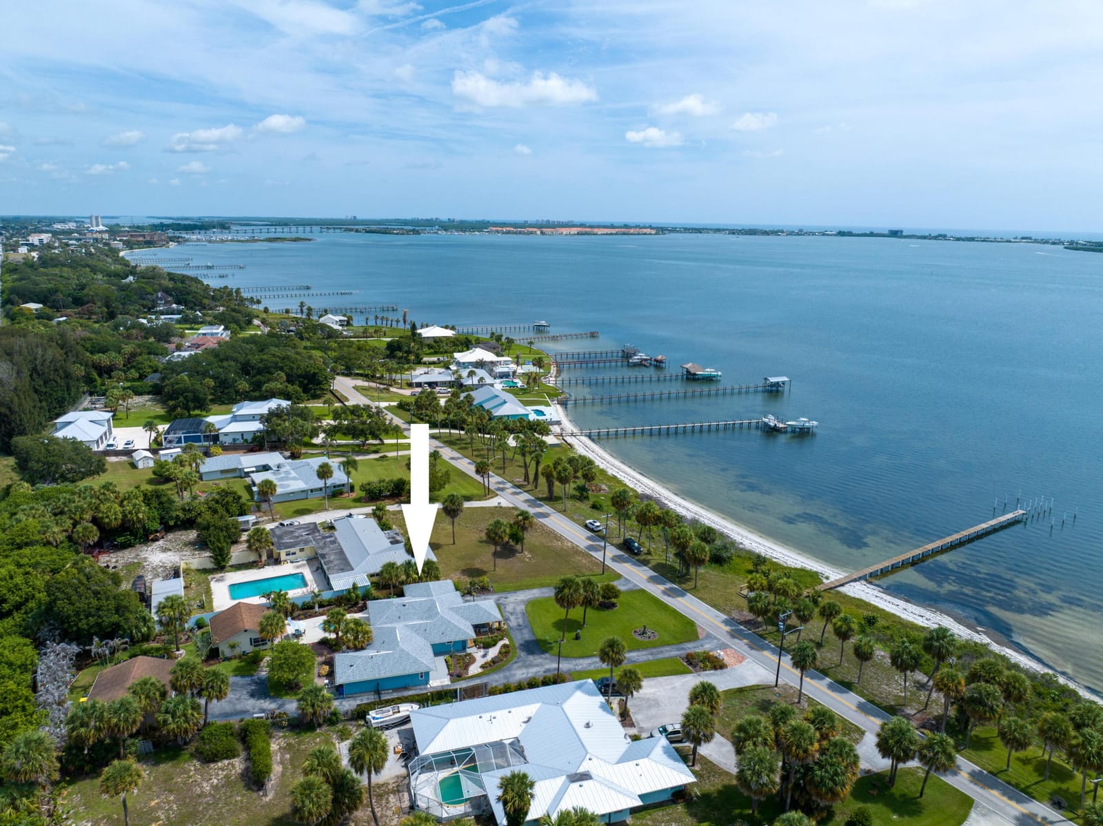 1711 S Indian River Drive, Fort Pierce, FL 34950 photo 8