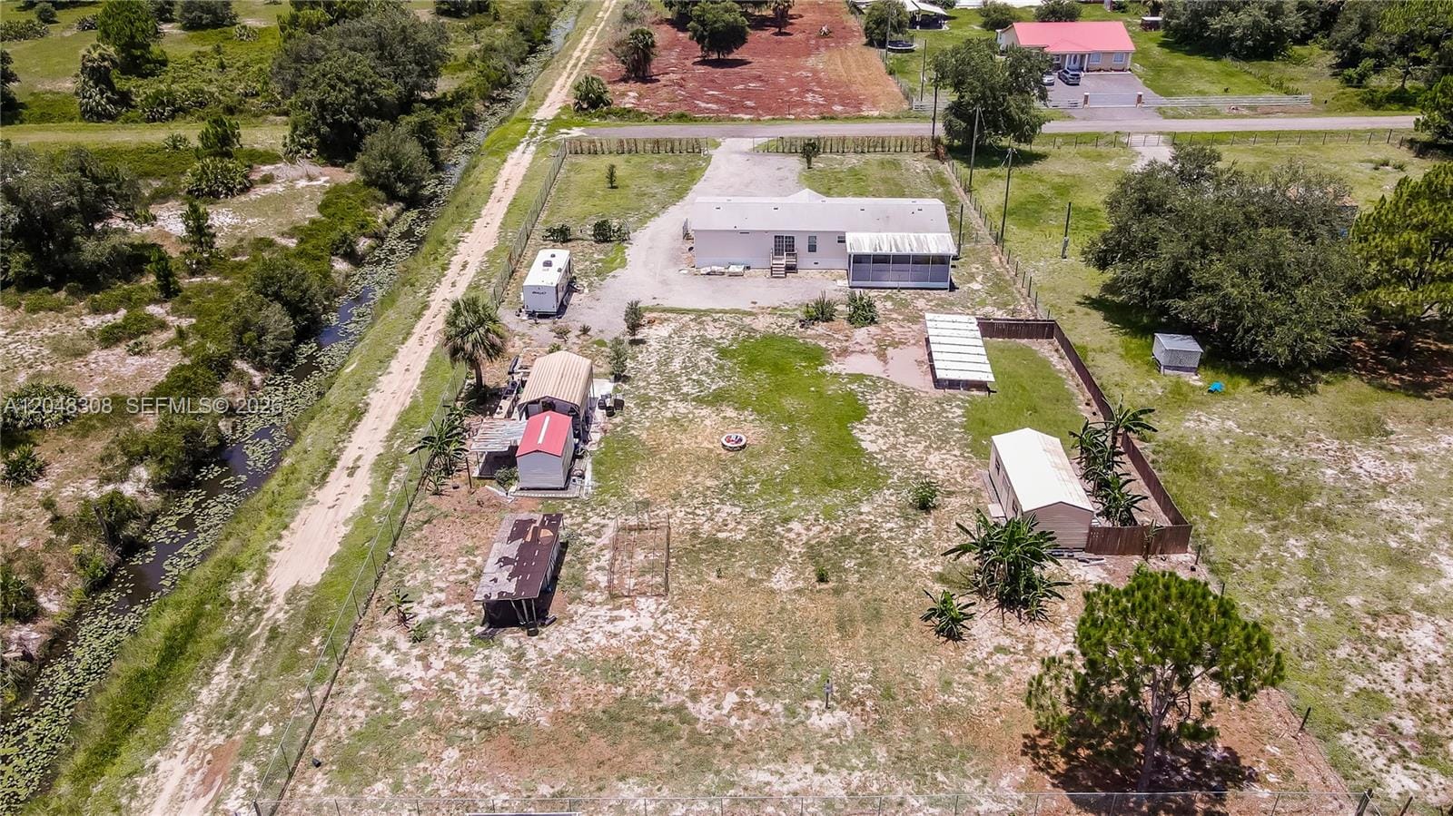 585 S Lindero Street, Clewiston, FL 33440 photo 10