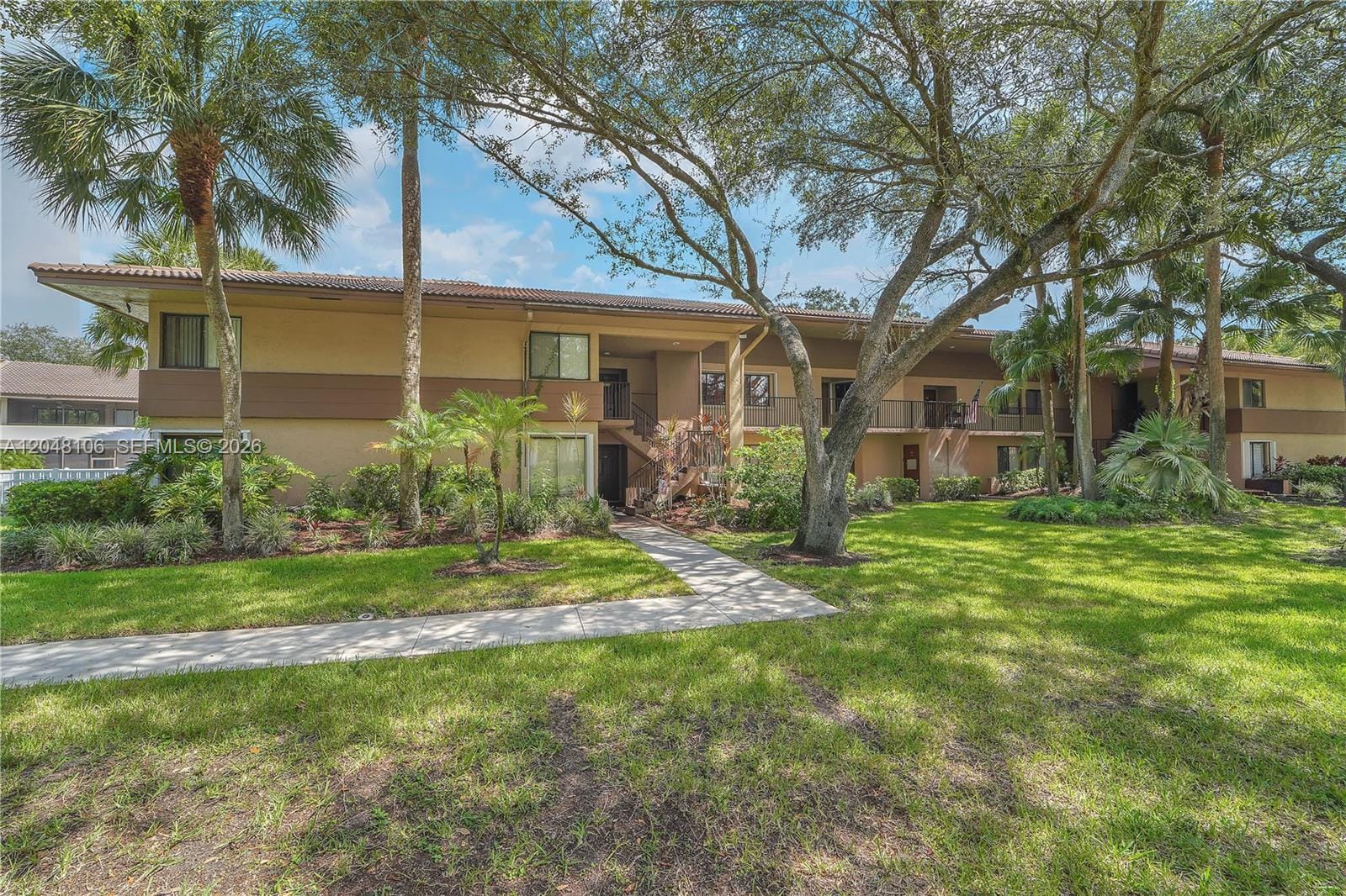9565 NW 2nd Place 1H, Coral Springs, FL 33071