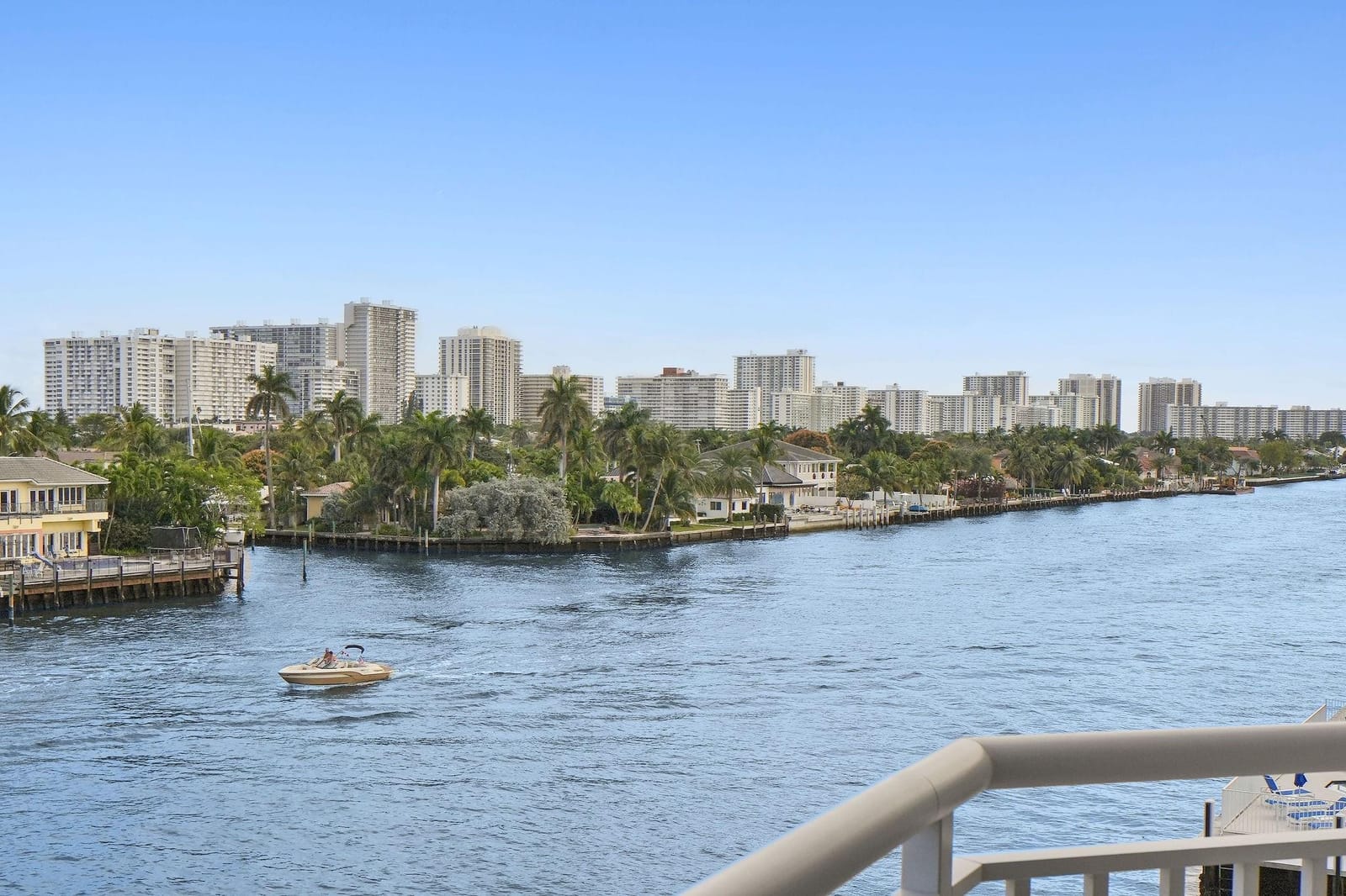 3100 NE 48th Street 415, Fort Lauderdale, FL 33308