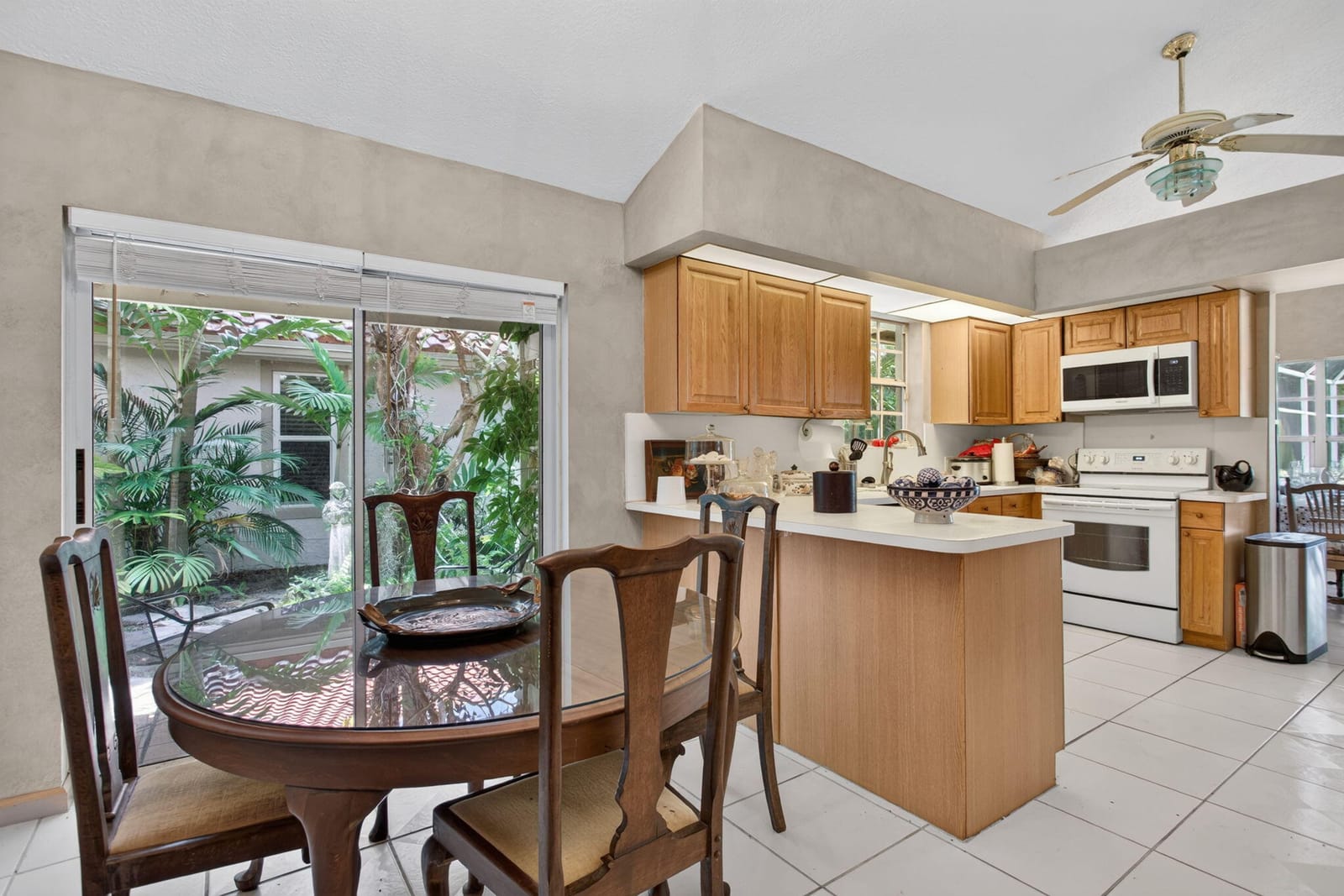 526 Misty Oaks Drive, Pompano Beach, FL 33069 photo 29