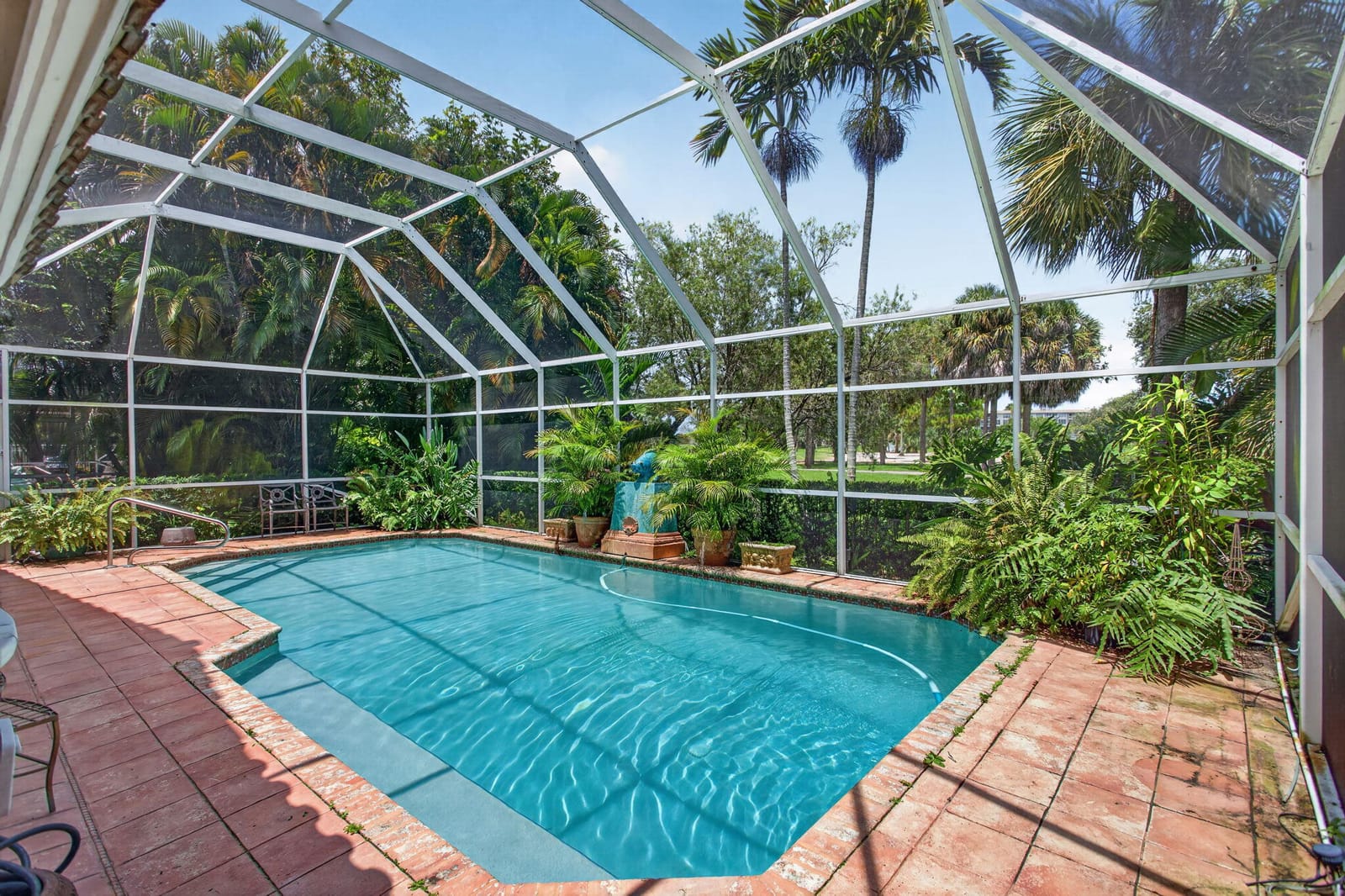526 Misty Oaks Drive, Pompano Beach, FL 33069 photo 8