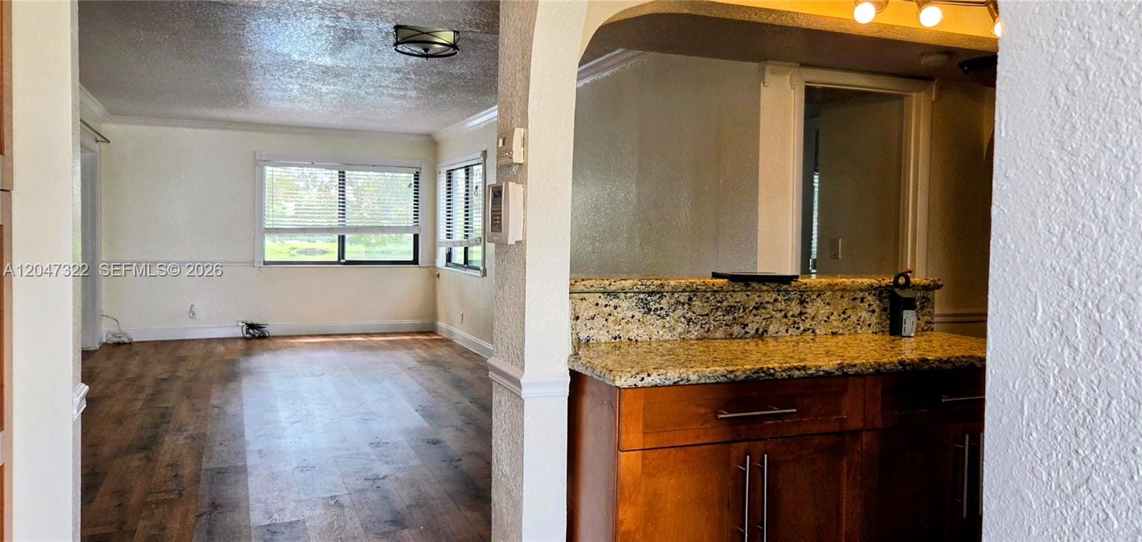 153 Lakeview Drive 104 — photo 5
