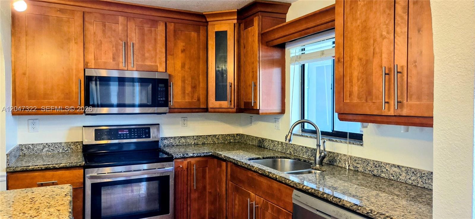 153 Lakeview Drive 104 — photo 8