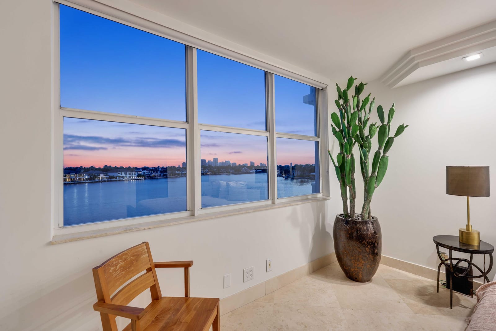 511 Bayshore Drive 401 — photo 11