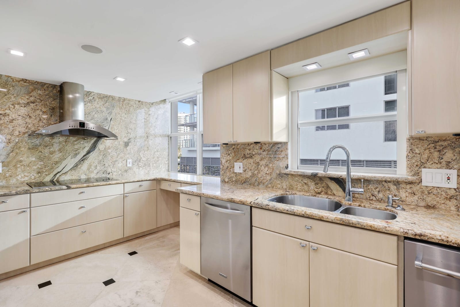 511 Bayshore Drive 401, Fort Lauderdale, FL 33304 photo 17
