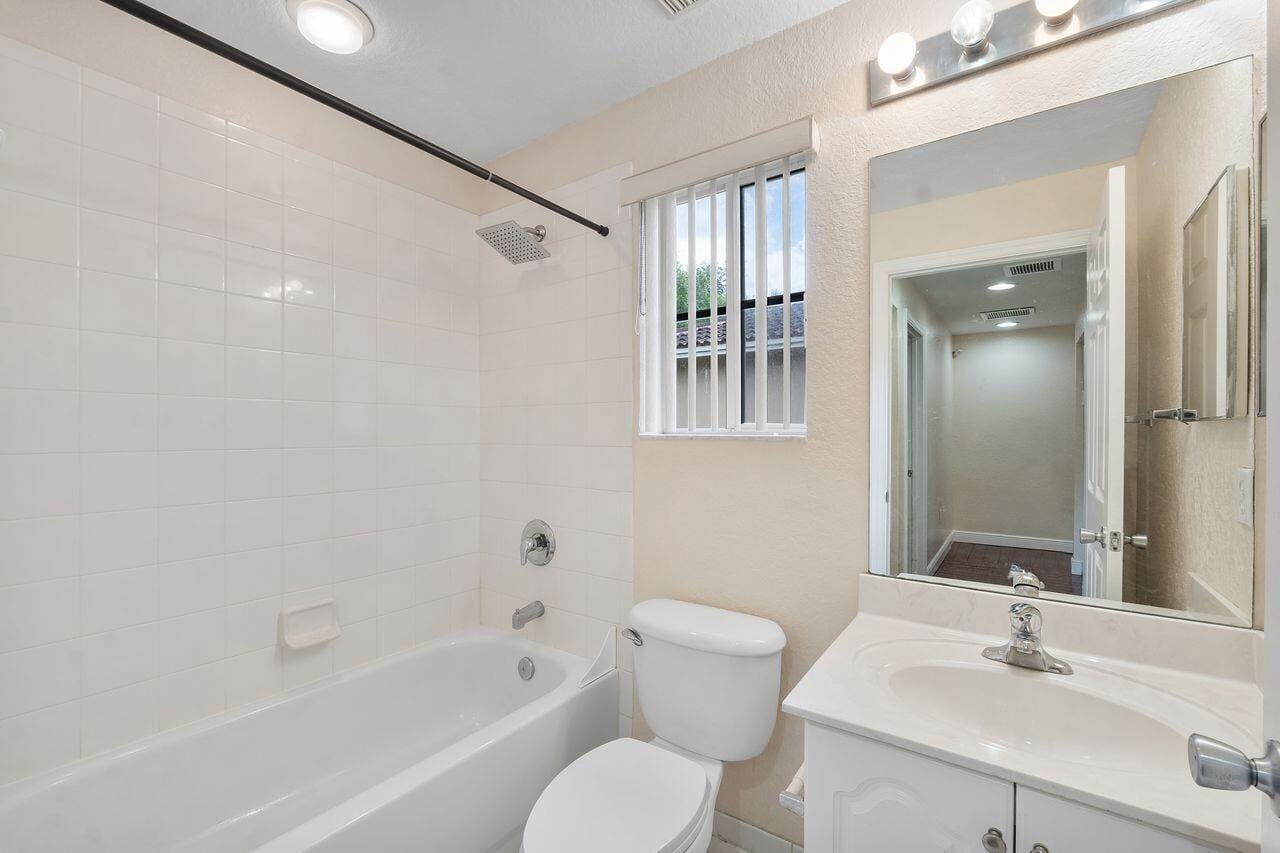1912 SW 60th Avenue, North Lauderdale, FL 33068 photo 24