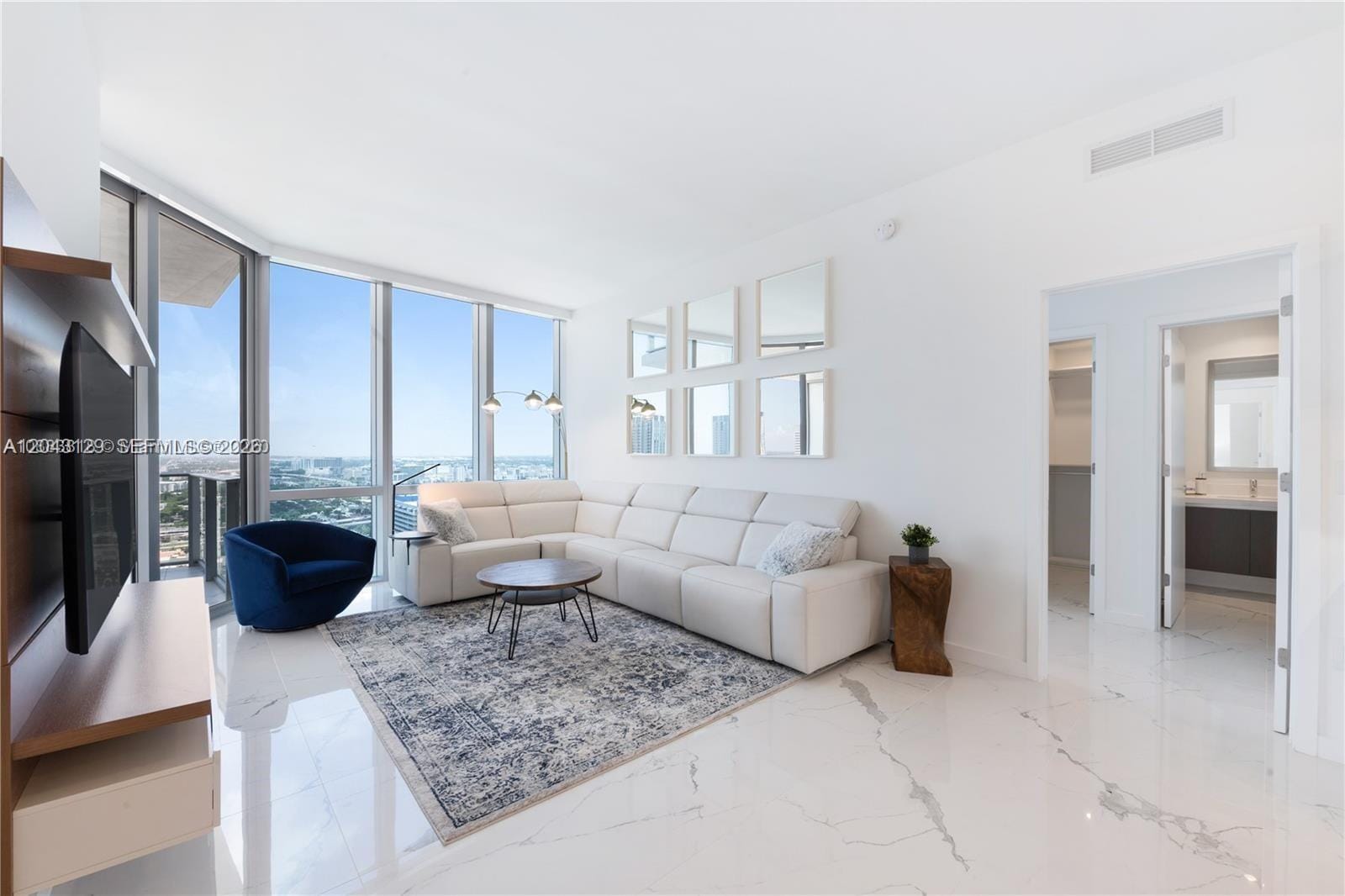 851 NE 1st Avenue 3308, Miami, FL 33132