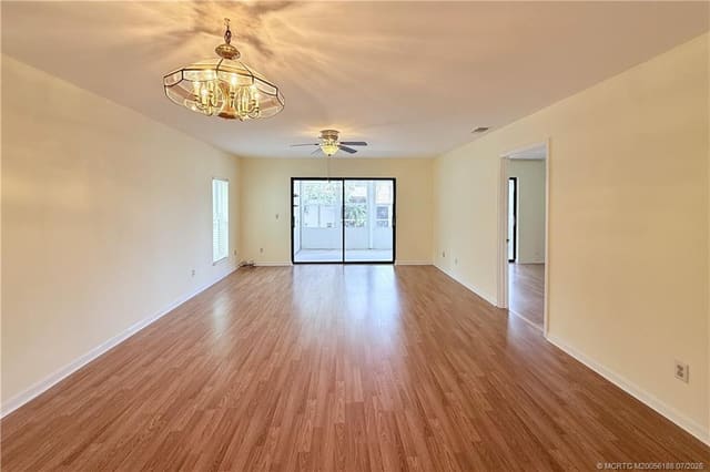 6531 SE Federal Highway J202, Stuart, FL 34997