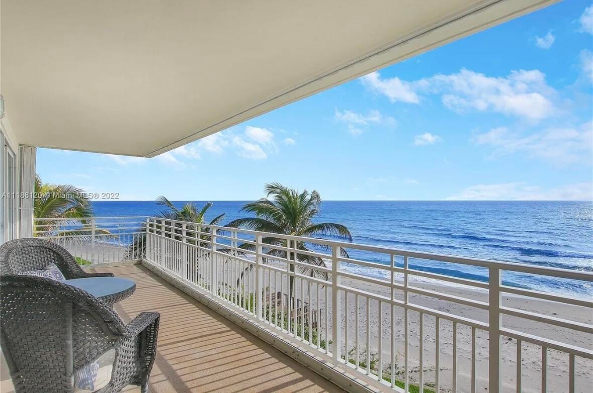 350 S Beach Road 401, Tequesta, FL 33469