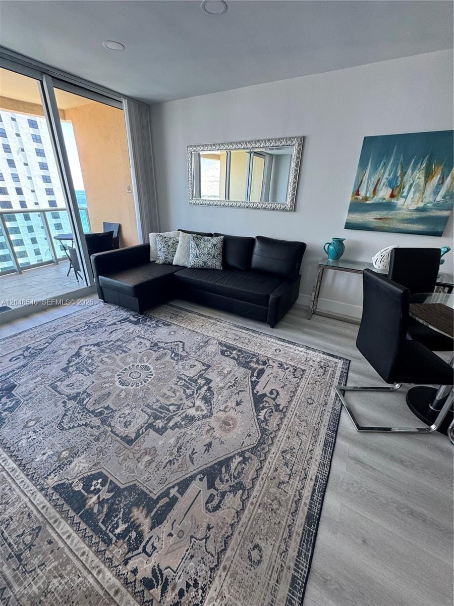 2501 S Ocean Drive PH05 — photo 3