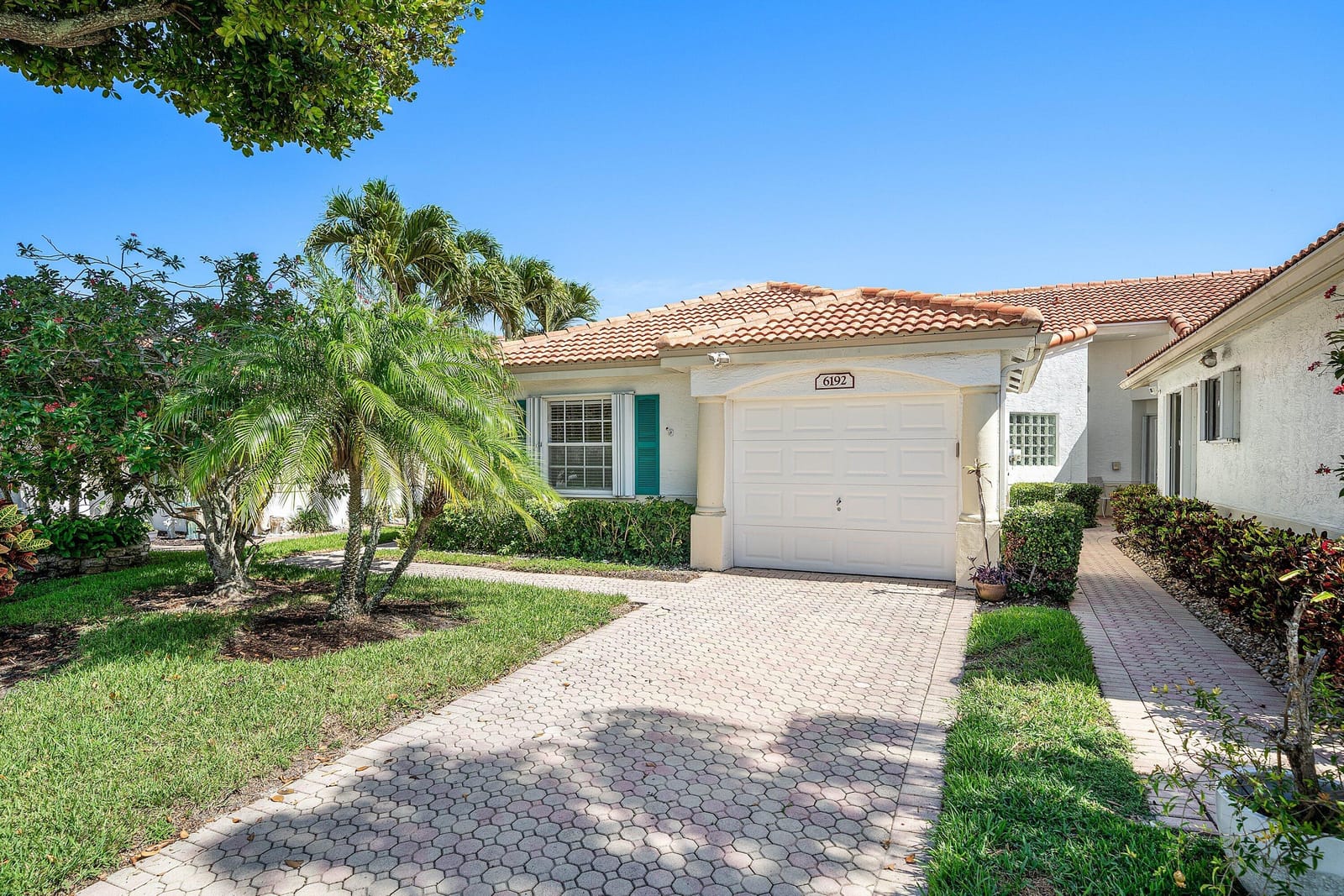 6192 Floral Lakes Drive, Delray Beach, FL 33484
