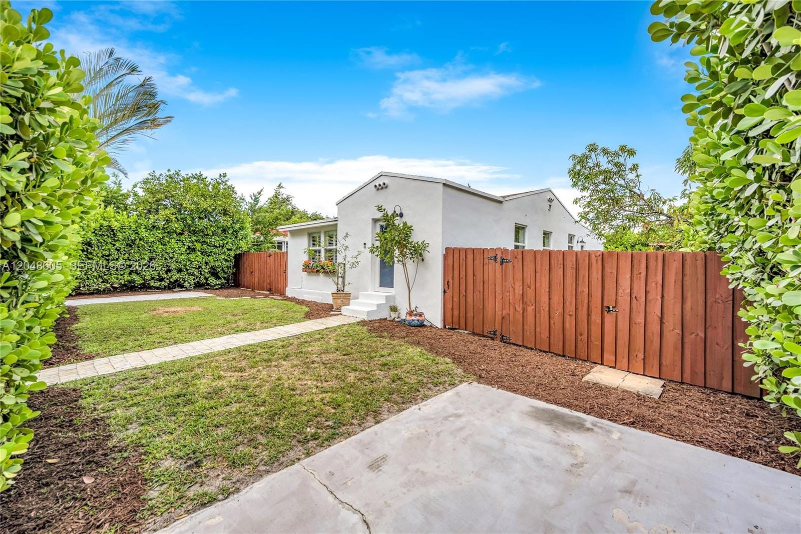 250 NW 40th Avenue, Miami, FL 33126 photo 4