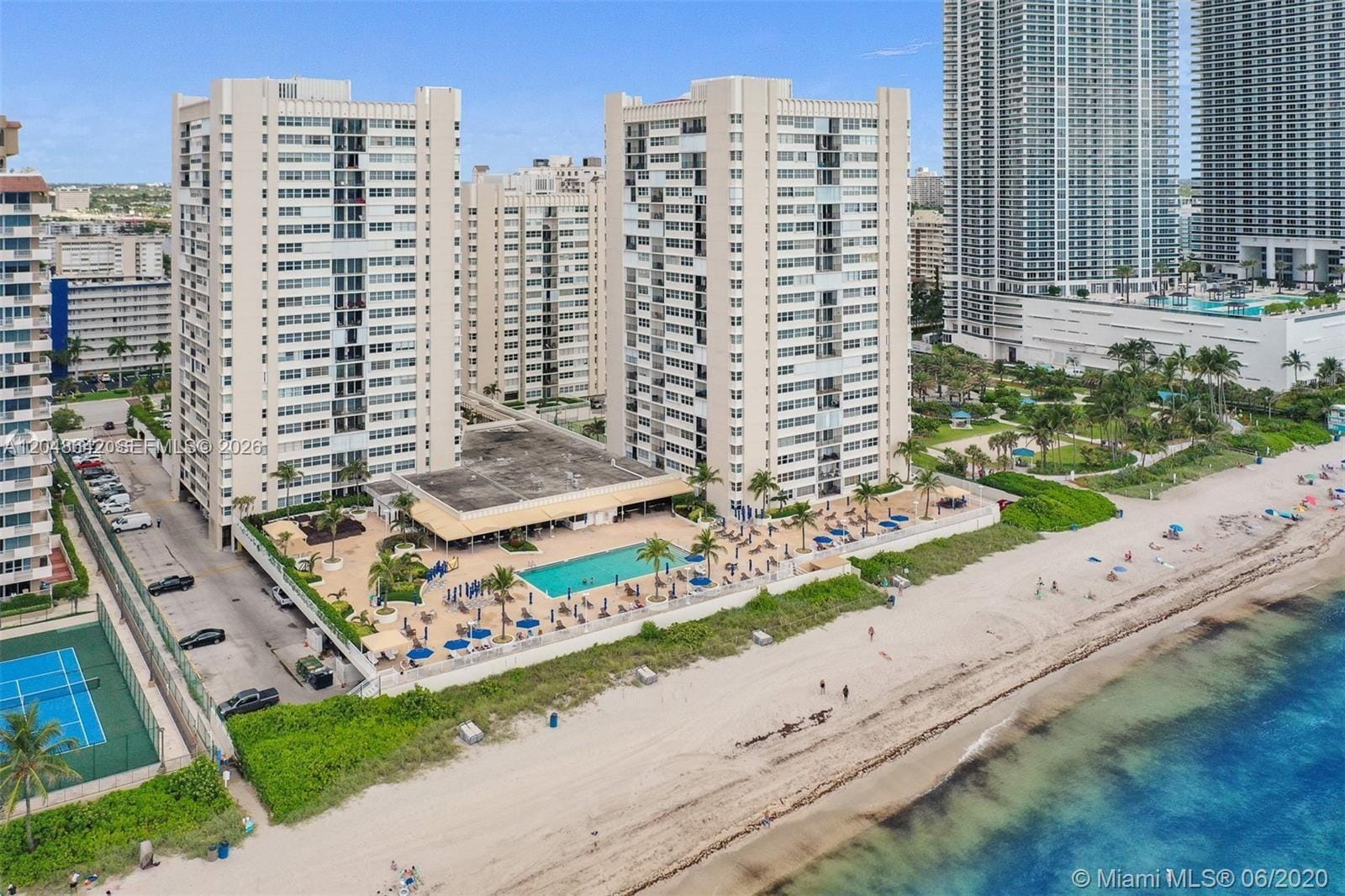 1904 S Ocean Drive 1607, Hallandale Beach, FL 33009