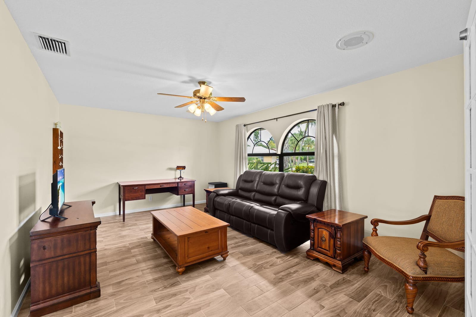 1707 Primrose Lane — photo 8
