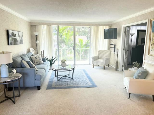 3575 S Ocean Boulevard 307, South Palm Beach, FL 33480
