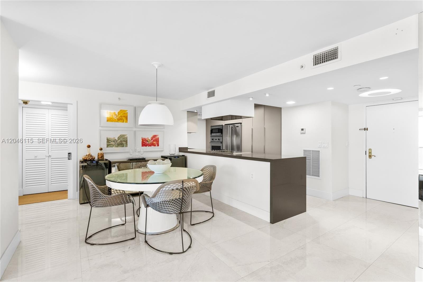 5757 Collins Avenue 2207, Miami Beach, FL 33140 photo 4
