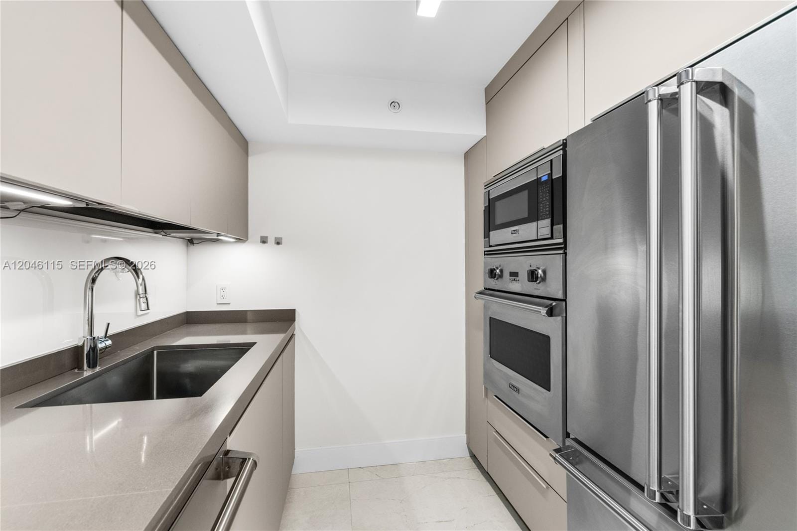 5757 Collins Avenue 2207, Miami Beach, FL 33140 photo 7