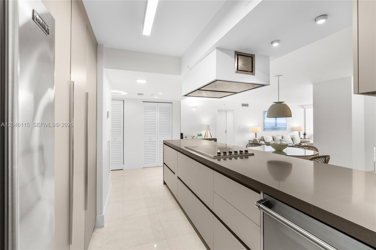5757 Collins Avenue 2207, Miami Beach, FL 33140 photo 8
