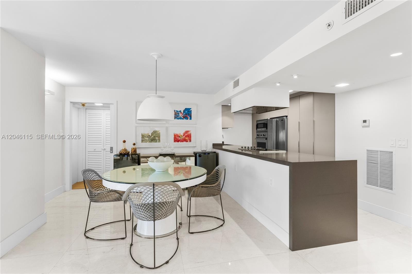 5757 Collins Avenue 2207, Miami Beach, FL 33140 photo 9