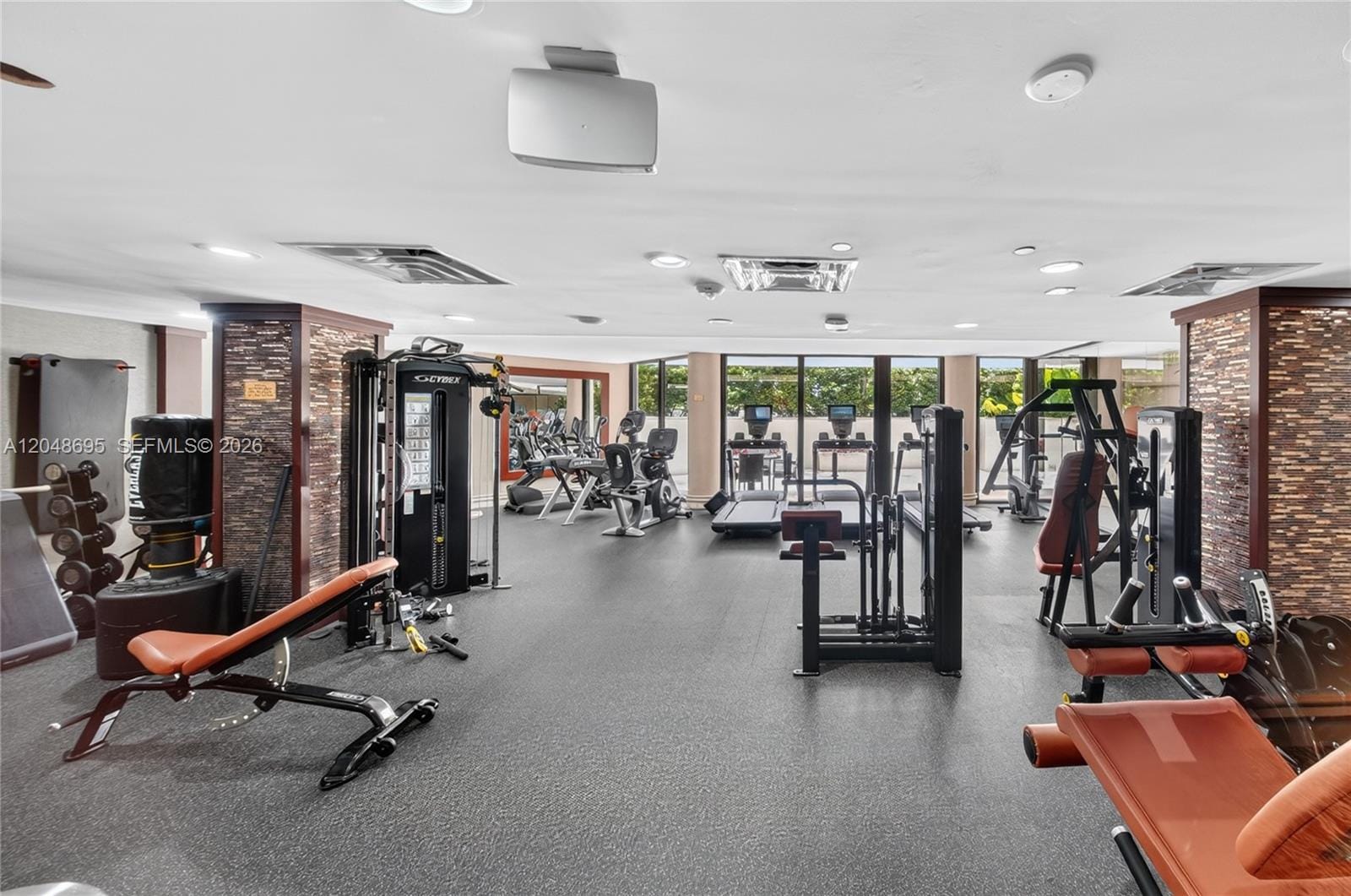 2800 Island Boulevard 302, Aventura, FL 33160 photo 28