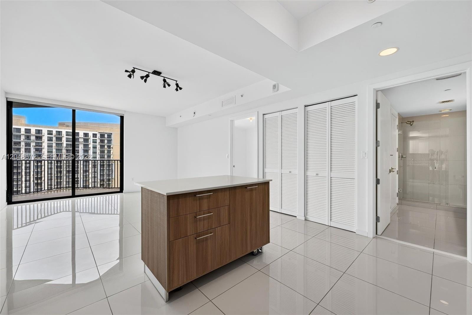 5300 Paseo Boulevard 1505, Doral, FL 33166 photo 10