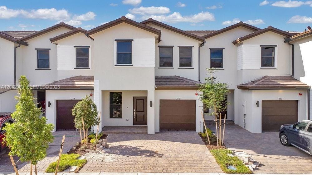 250 SW 159th Lane, Pembroke Pines, FL 33027