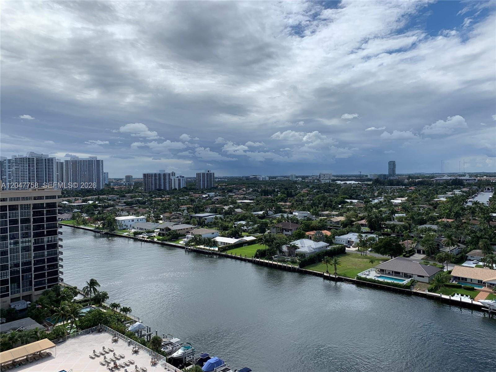 1965 S Ocean Drive 17M, Hallandale Beach, FL 33009