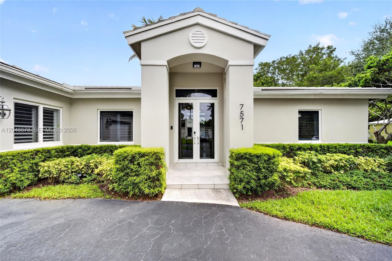 7571 SW 148th Terrace, Palmetto Bay, FL 33158