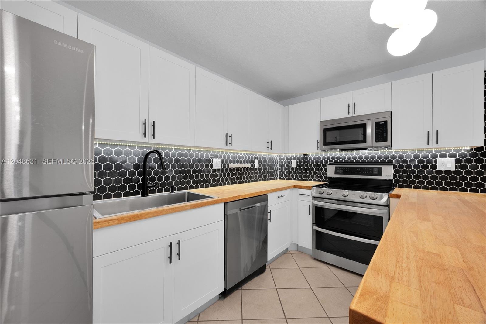 2734 Bird Avenue 301 — photo 3