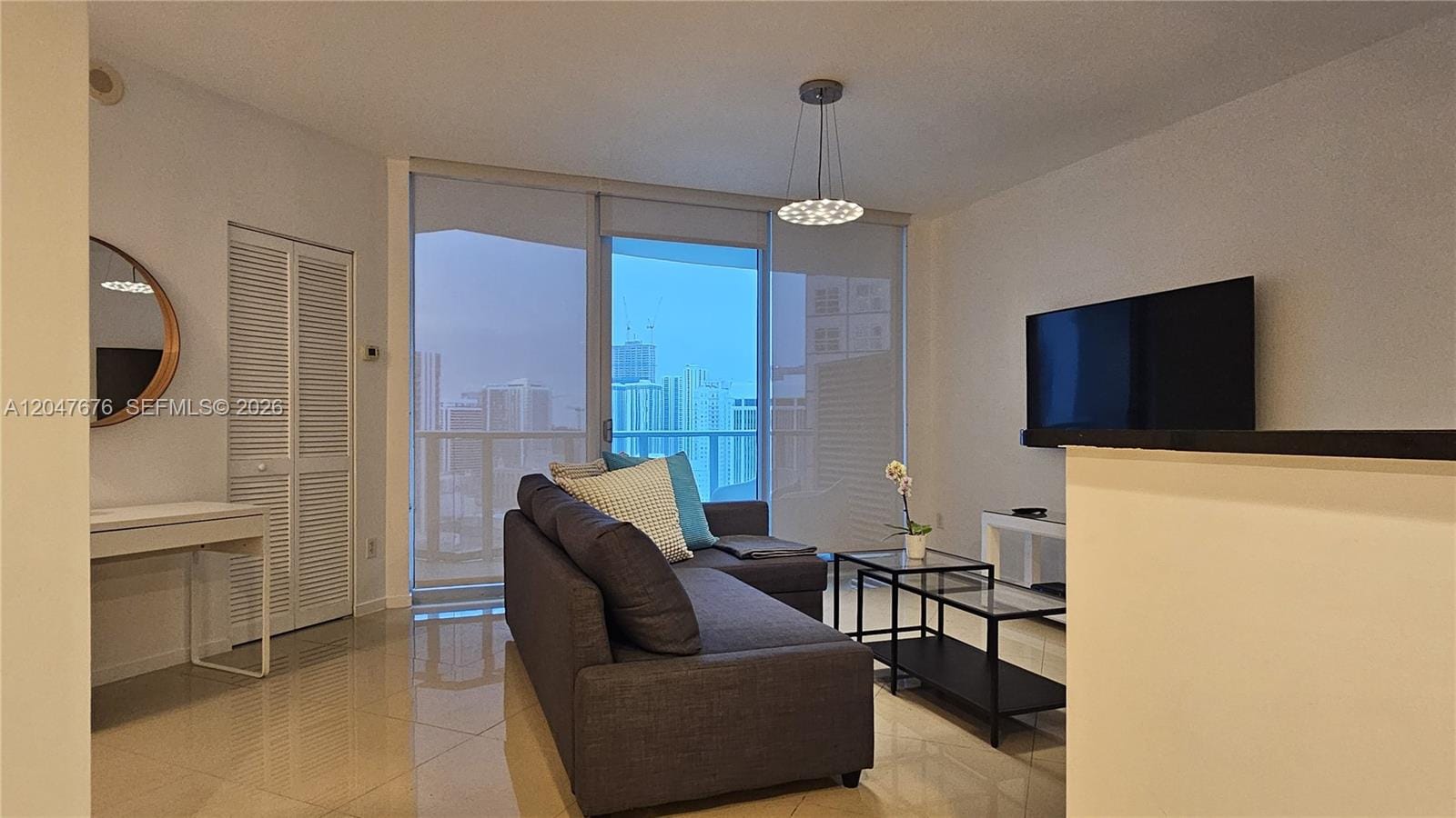 300 S Biscayne Boulevard T-2905 — photo 2