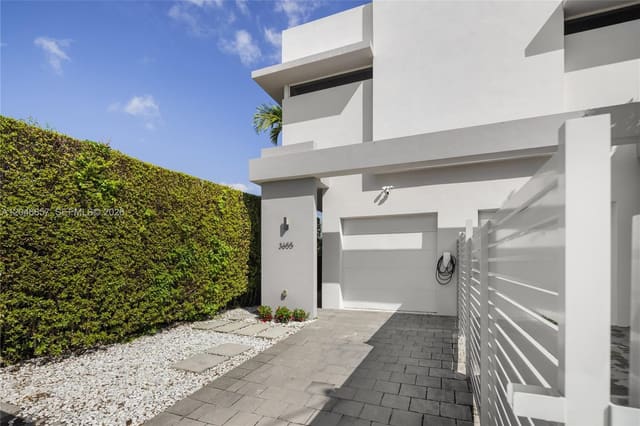 3655 SW 25th Street 3655, Miami, FL 33133