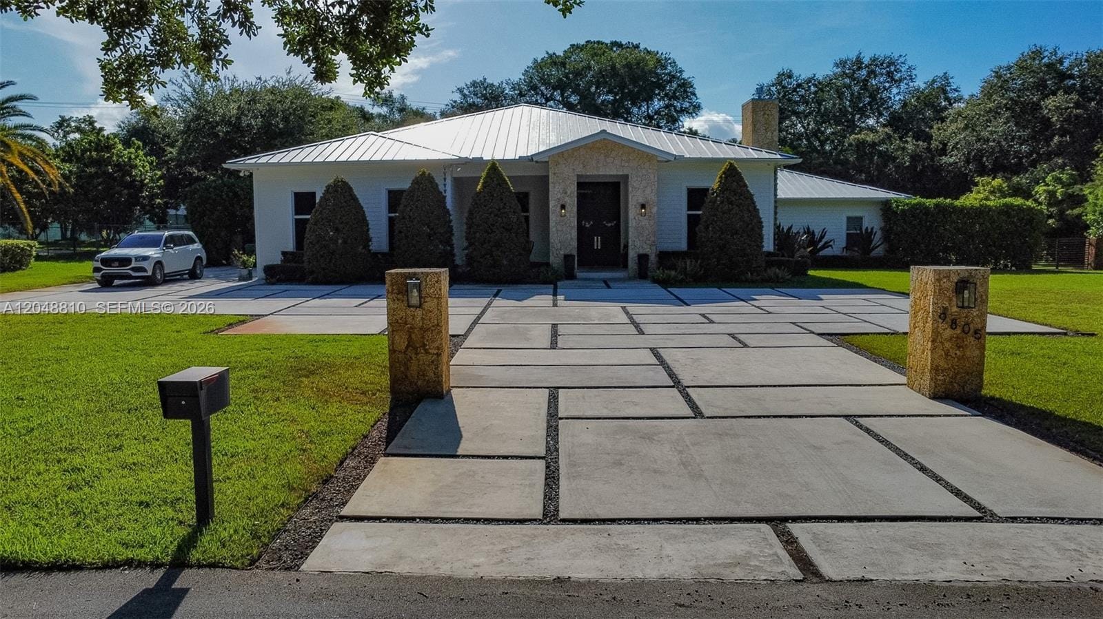 9805 SW 90th Avenue, Miami, FL 33176