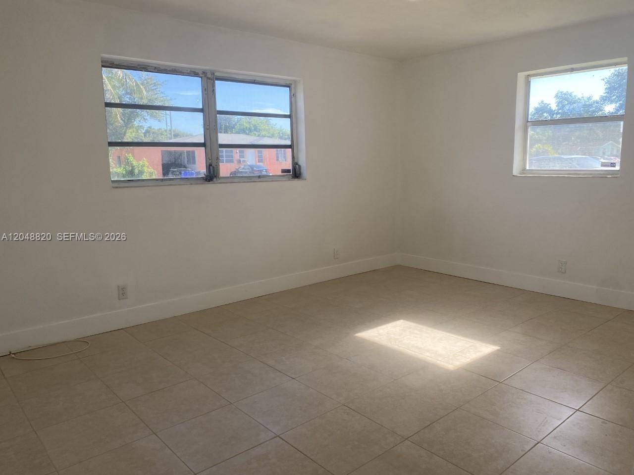 5904 SW 27th Street — photo 3