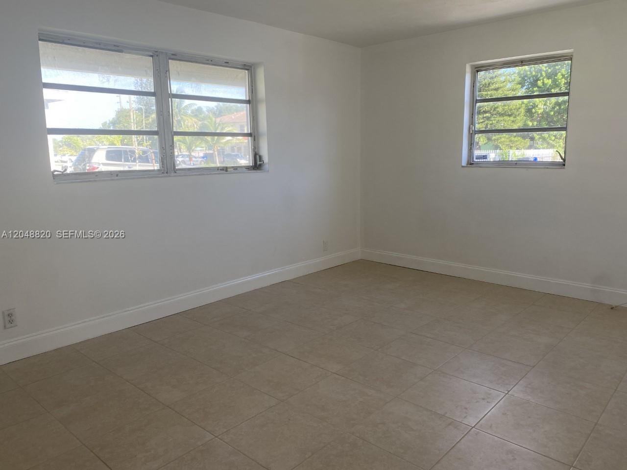 5904 SW 27th Street — photo 4