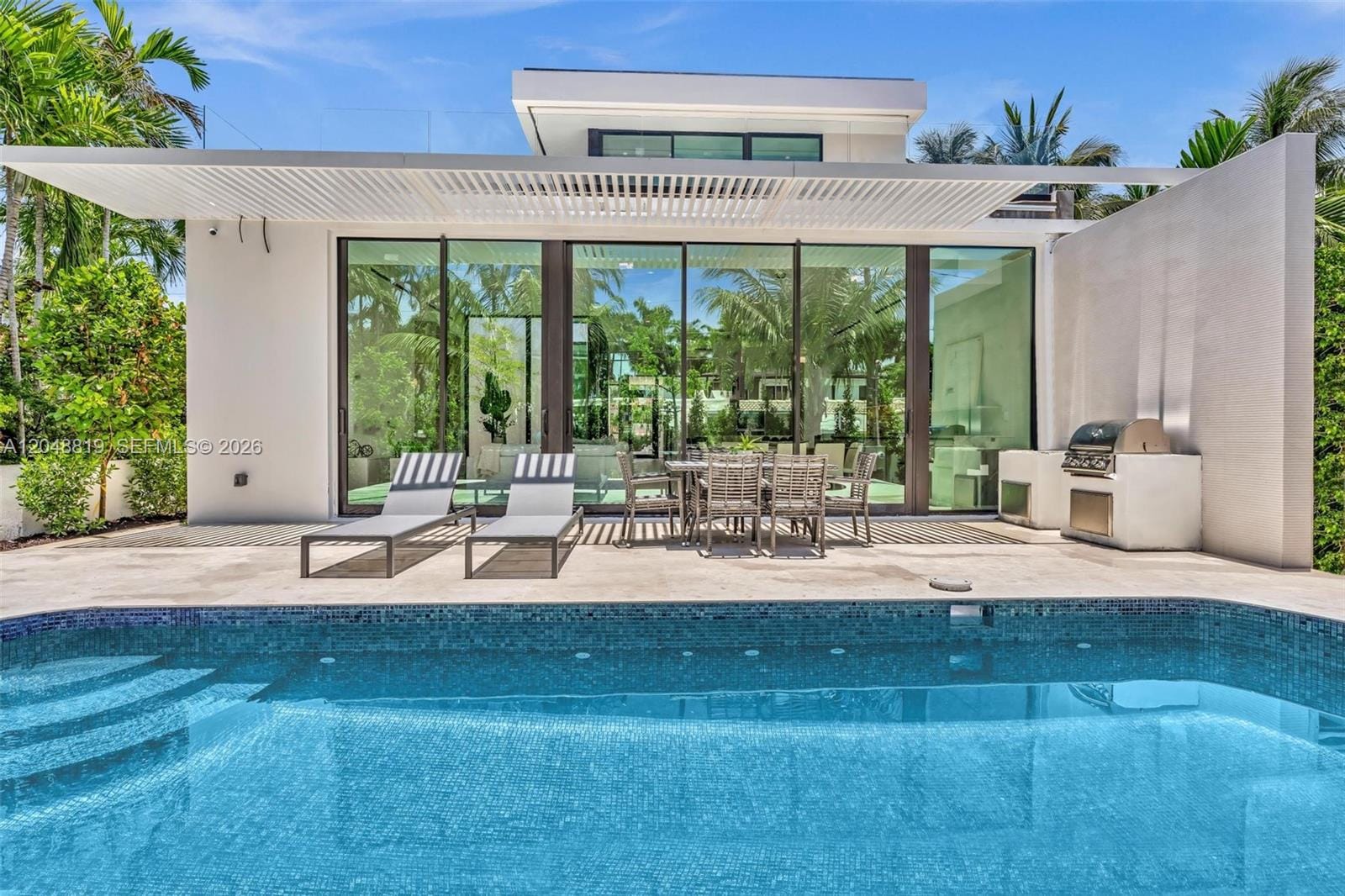 4504 Sheridan Avenue, Miami Beach, FL 33140