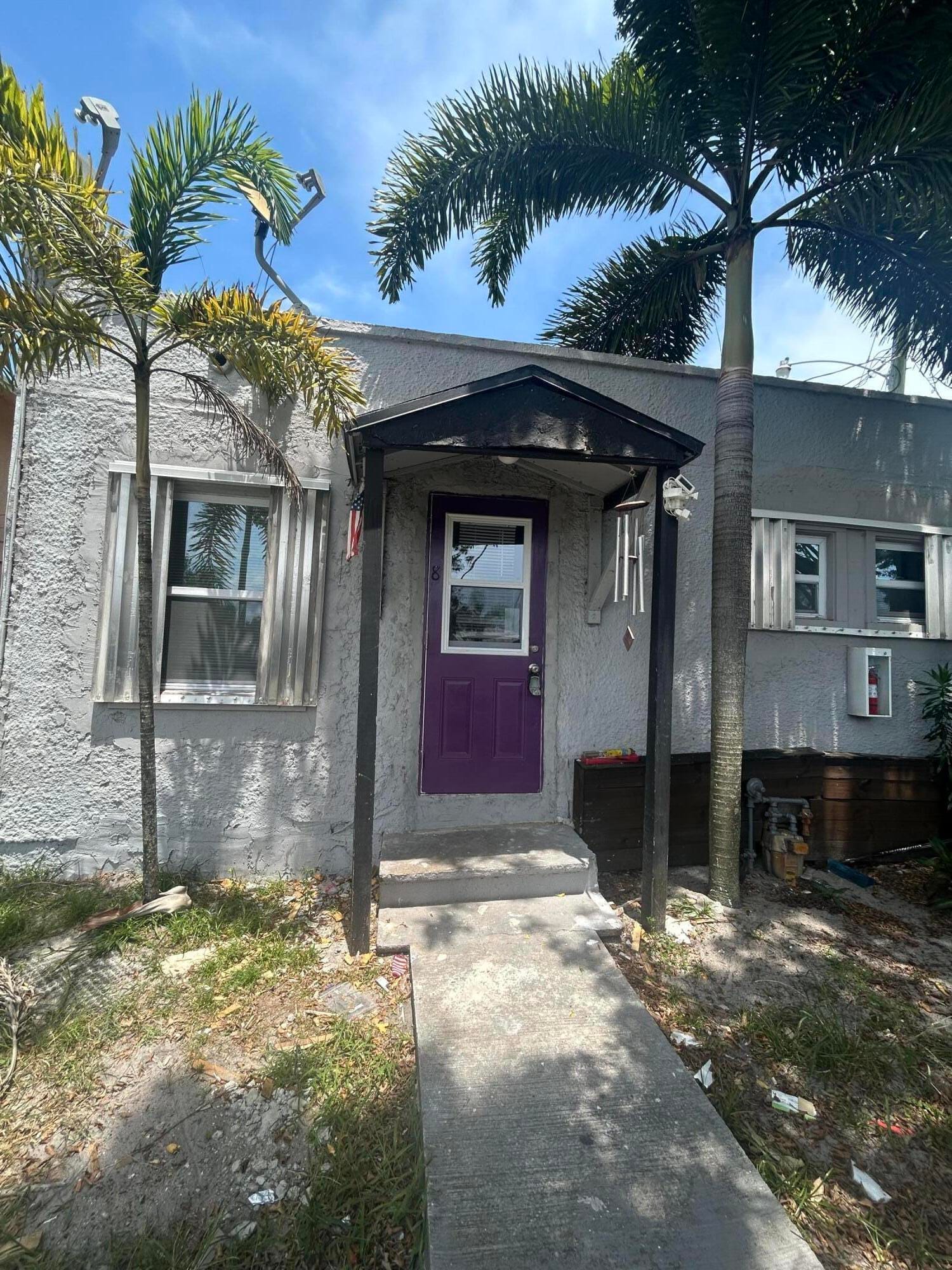25 SW 10th Street 8, Dania Beach, FL 33004