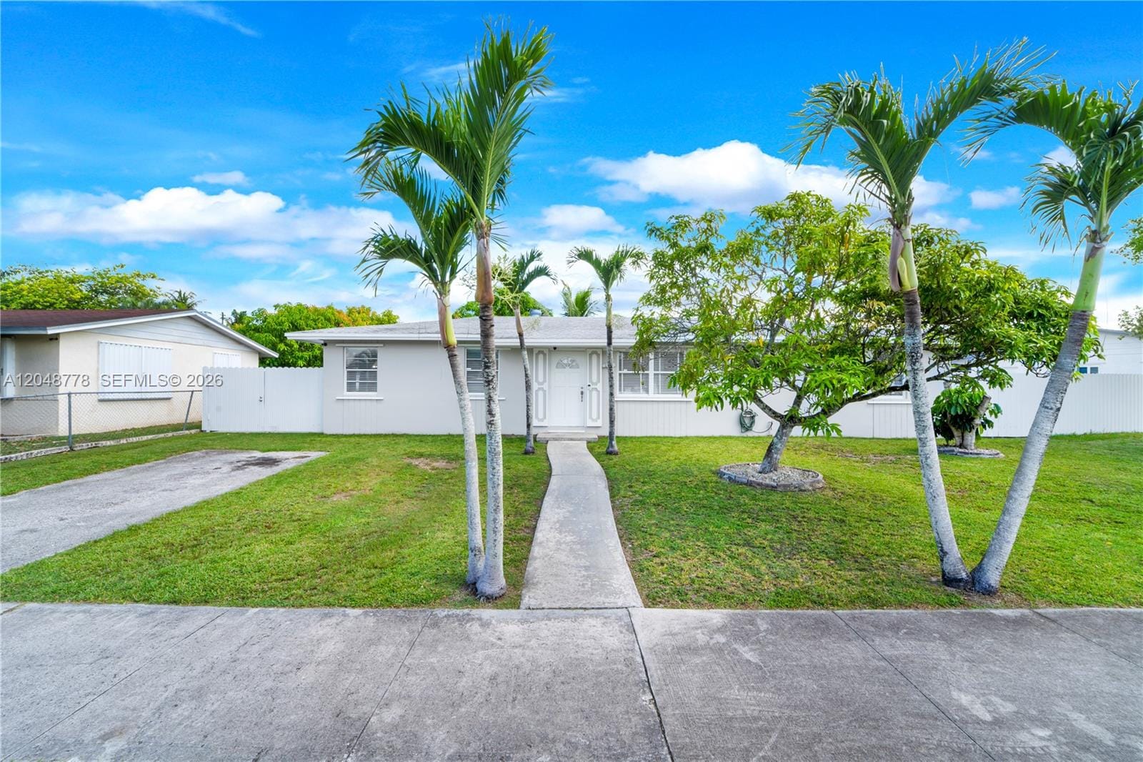 1759 W Mowry Court, Homestead, FL 33030