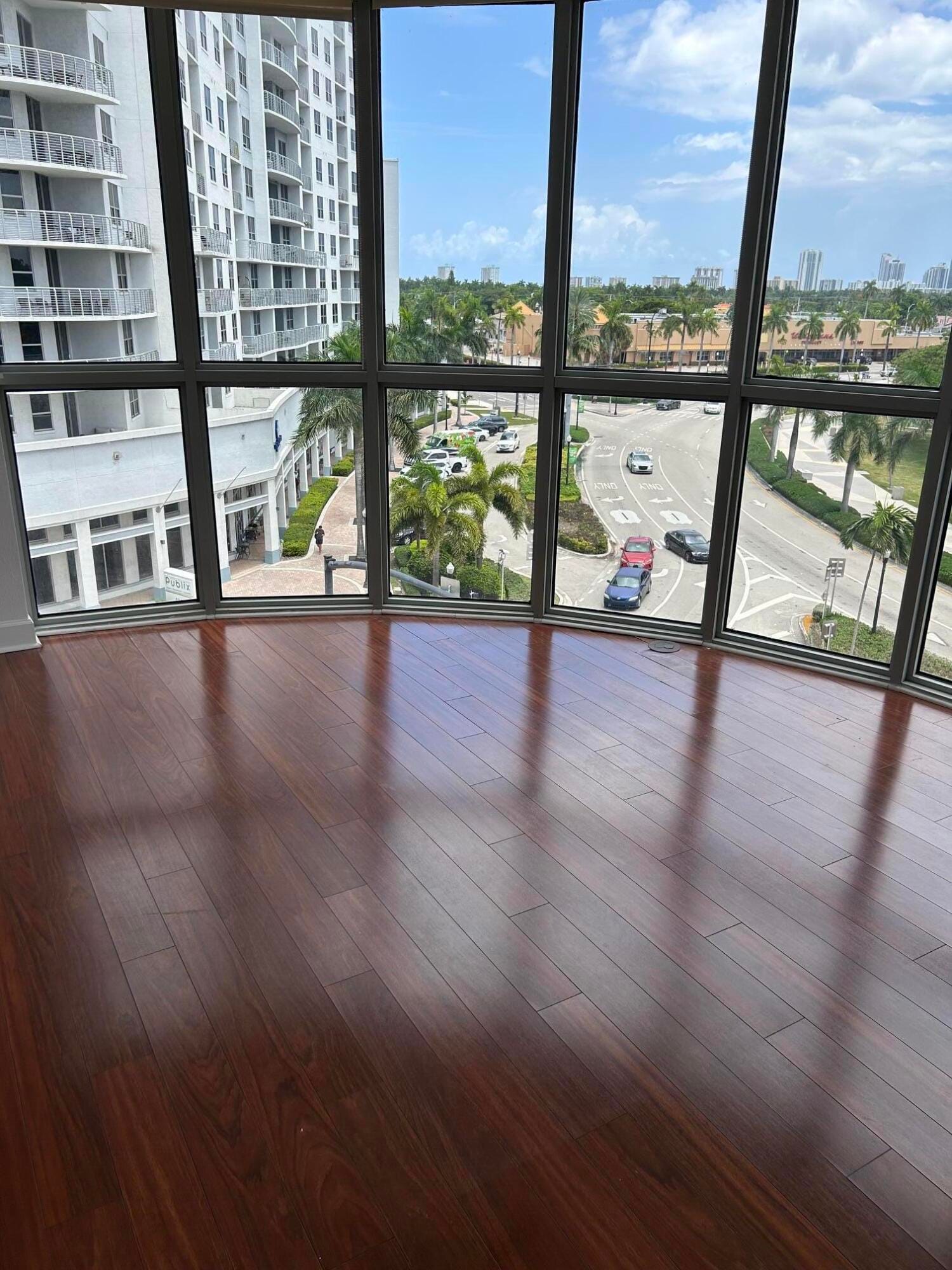 1830 Radius Drive 514, Hollywood, FL 33020