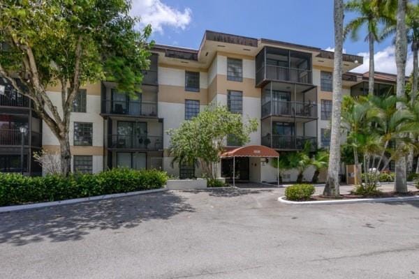 5530 NW 44th Street 211c, Lauderhill, FL 33319