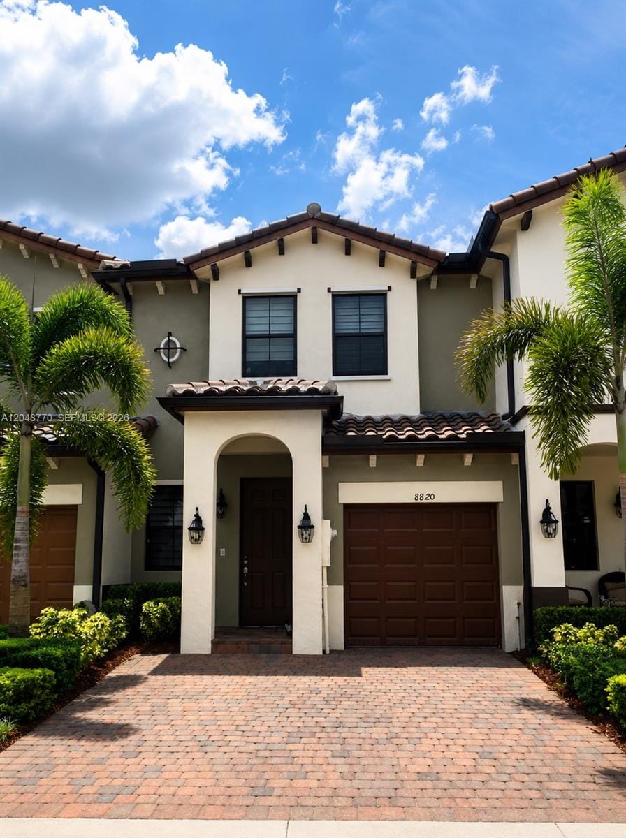 8820 NW 103rd Avenue, Doral, FL 33178