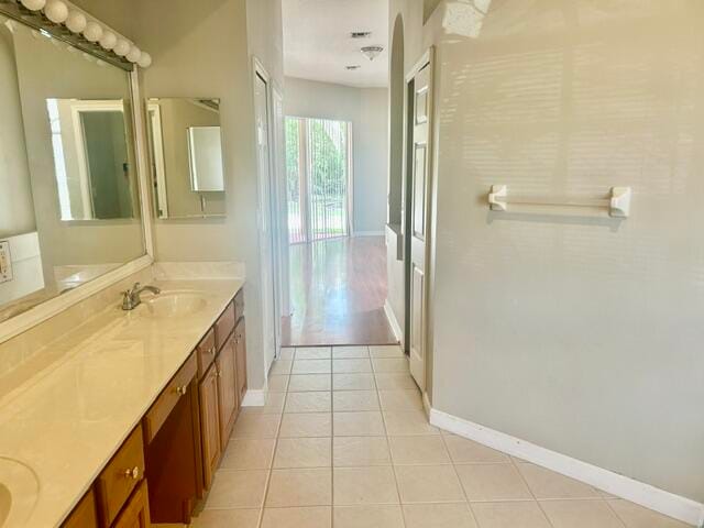 6469 Bay Island Court — photo 9