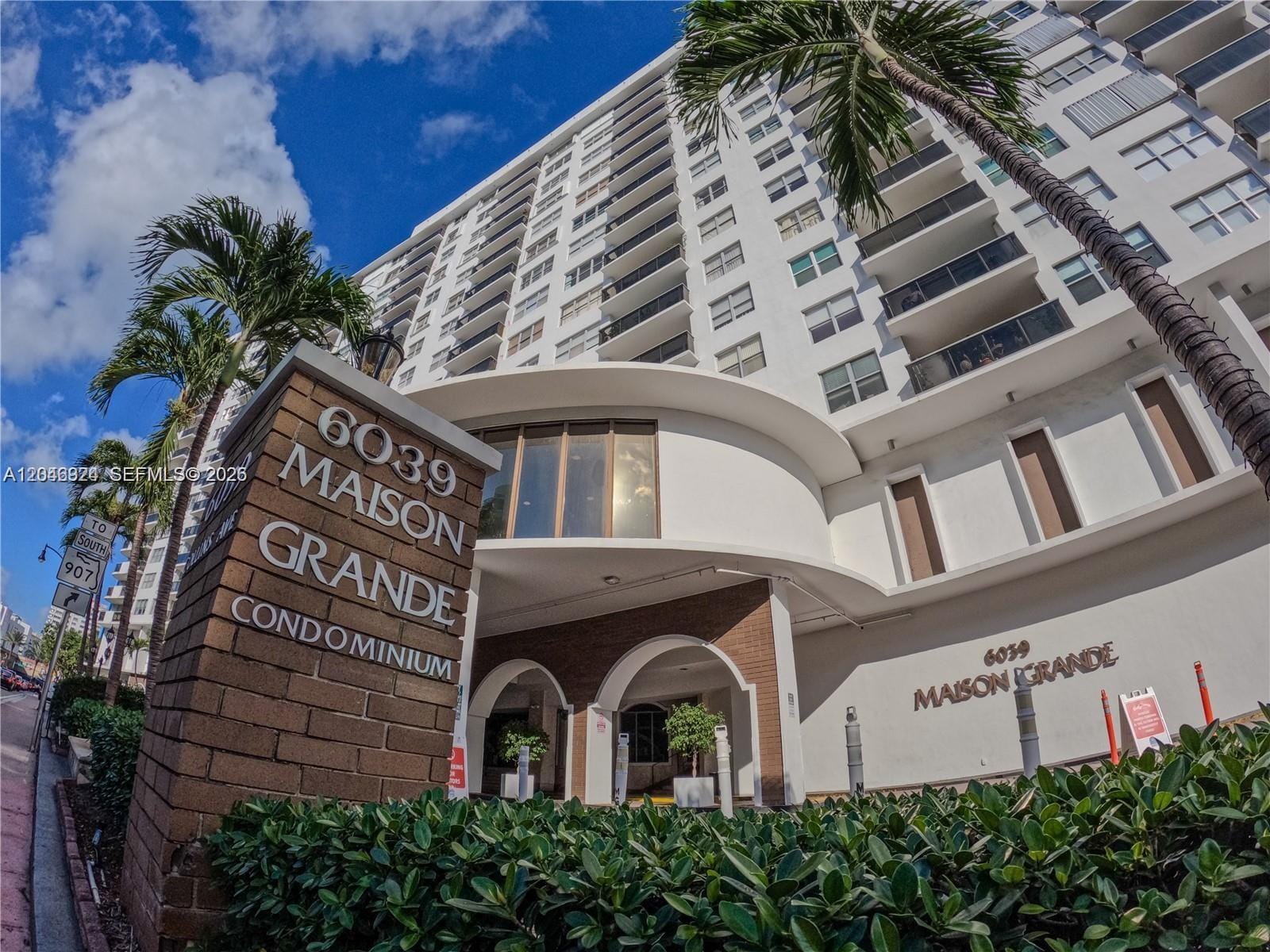 6039 Collins Avenue 619, Miami Beach, FL 33140
